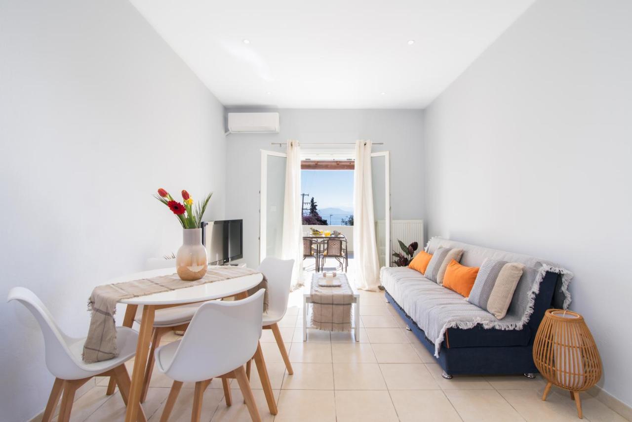 הוילה אכיליון R&C Corfiot House מראה חיצוני תמונה